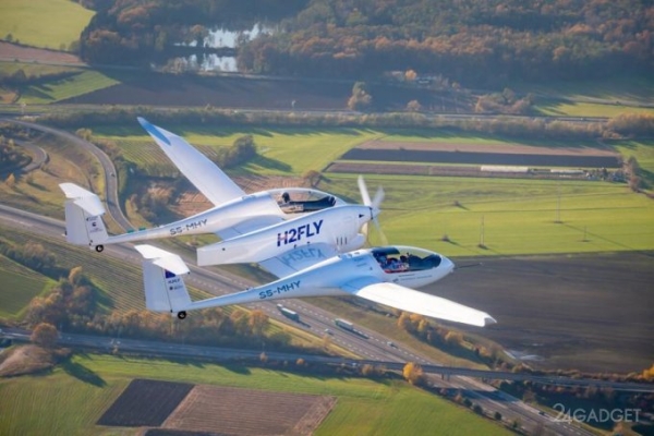 Самолёт на водродном топливе установил новый рекорд (2 фото)