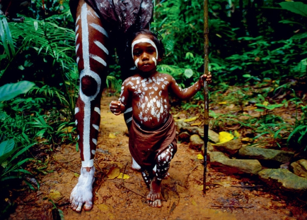 Хранители камней: как устроена жизнь в австралийском племени куку яланджи
